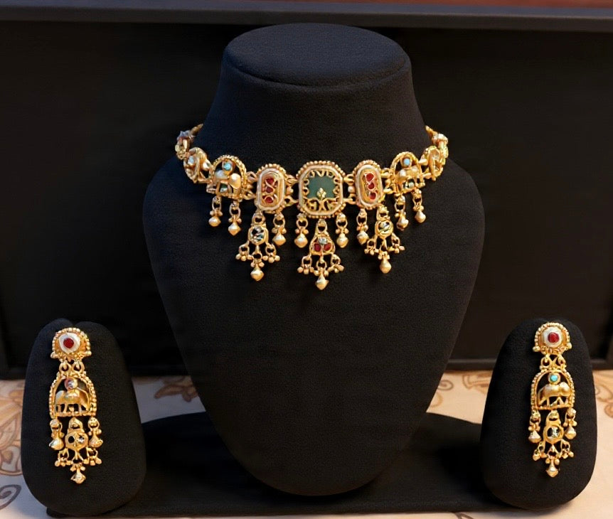 Golden Matte Finish Heritage Choker Set
