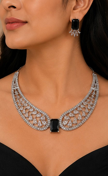 Black Elegance Necklace Set