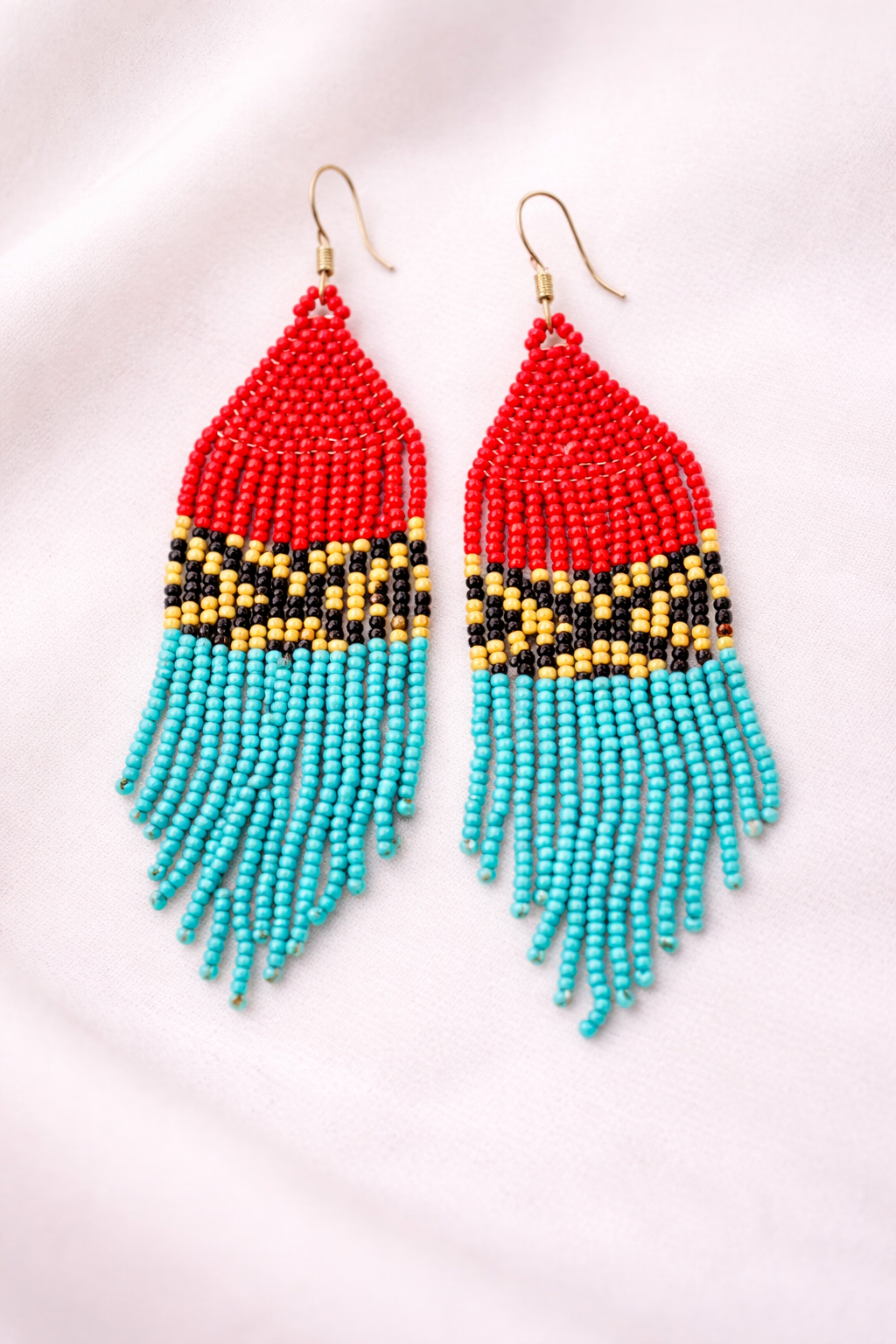 Pop Fringe Beaded Earrings For Boho-Chic Vibe- Red & Blue