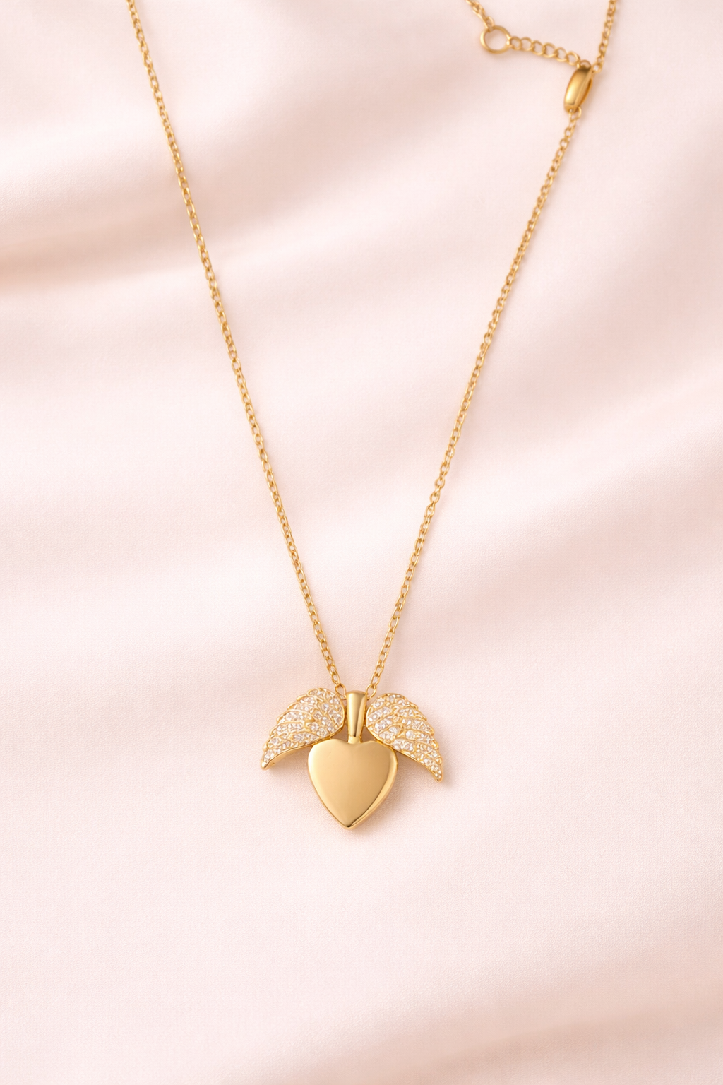 Golden Heart Minimal Necklace