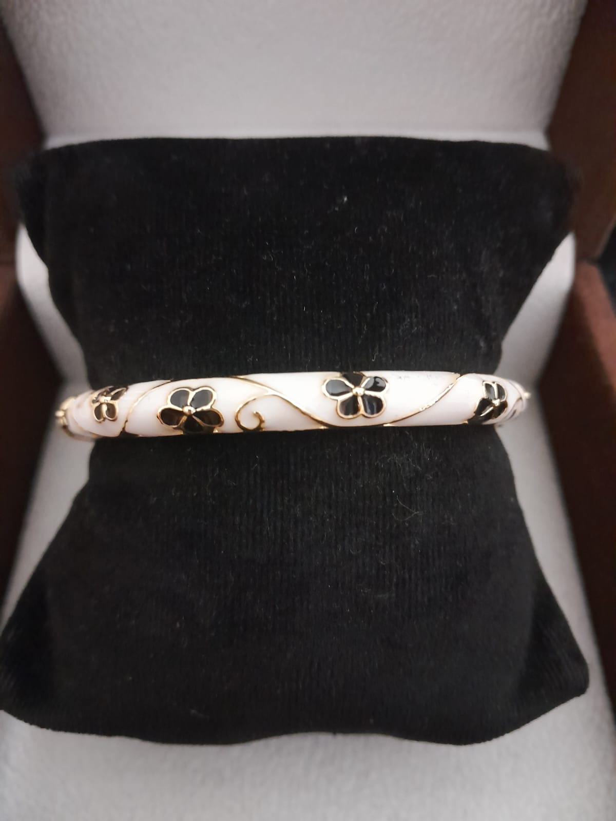 Meenakari Floral Open Lock Bangle- Black Floral